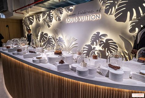 louis vuitton cafe paris opening hours|louis vuitton appointment.